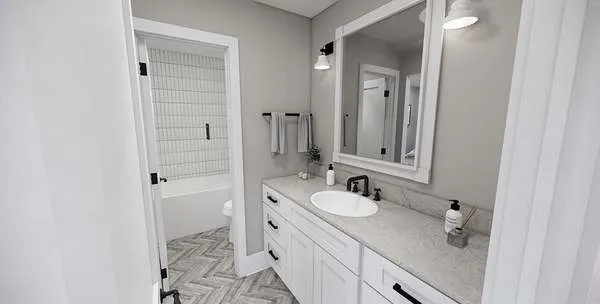 InteriorPhoto for House Plan #282422