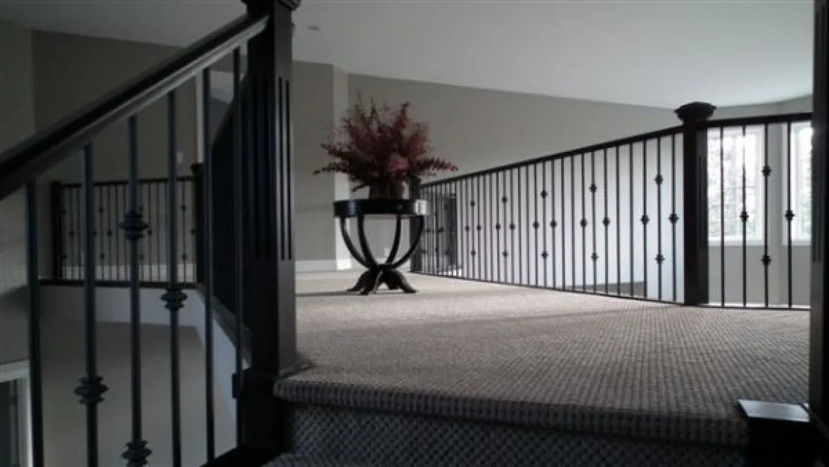 InteriorPhoto for House Plan #195144