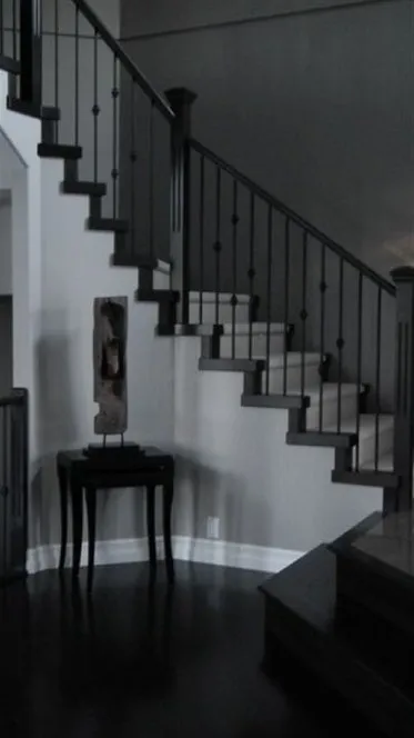 InteriorPhoto for House Plan #195144