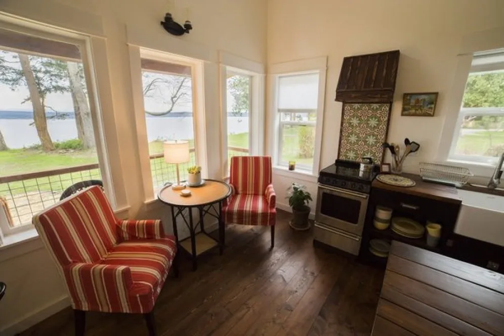 InteriorPhoto for House Plan #144091