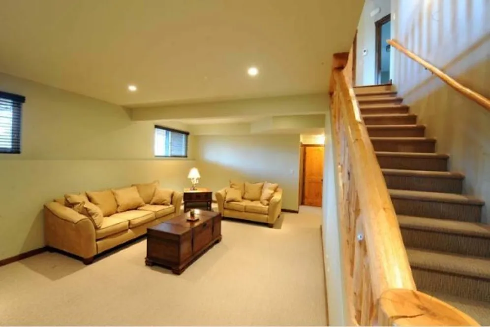 InteriorPhoto for House Plan #143293