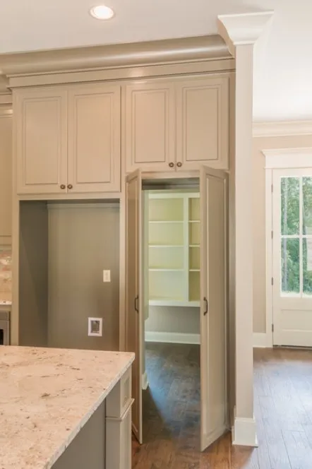 InteriorPhoto for House Plan #303732