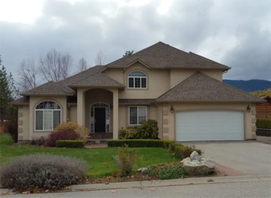 ExteriorPhoto for House Plan #200283