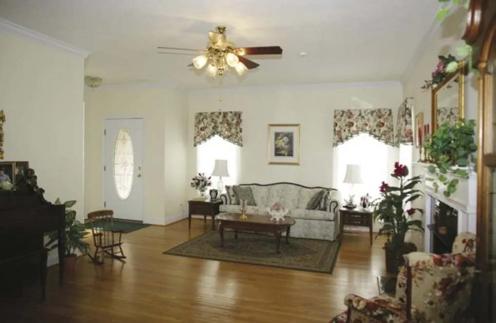 InteriorPhoto for House Plan #478940