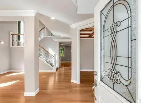 InteriorPhoto for House Plan #335082