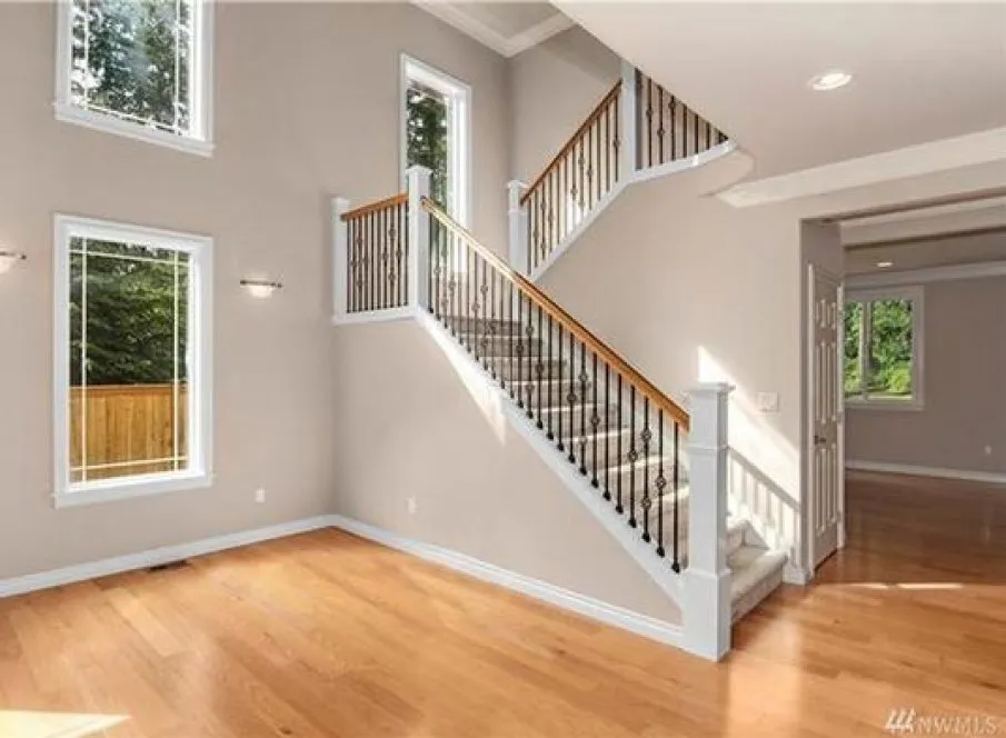 InteriorPhoto for House Plan #335082