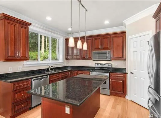 InteriorPhoto for House Plan #335082