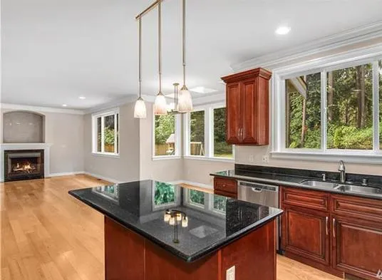 InteriorPhoto for House Plan #335082