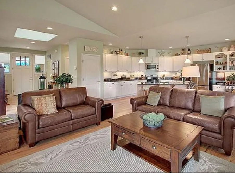 InteriorPhoto for House Plan #335271