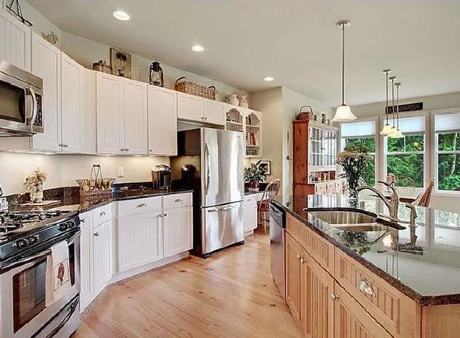 InteriorPhoto for House Plan #335271