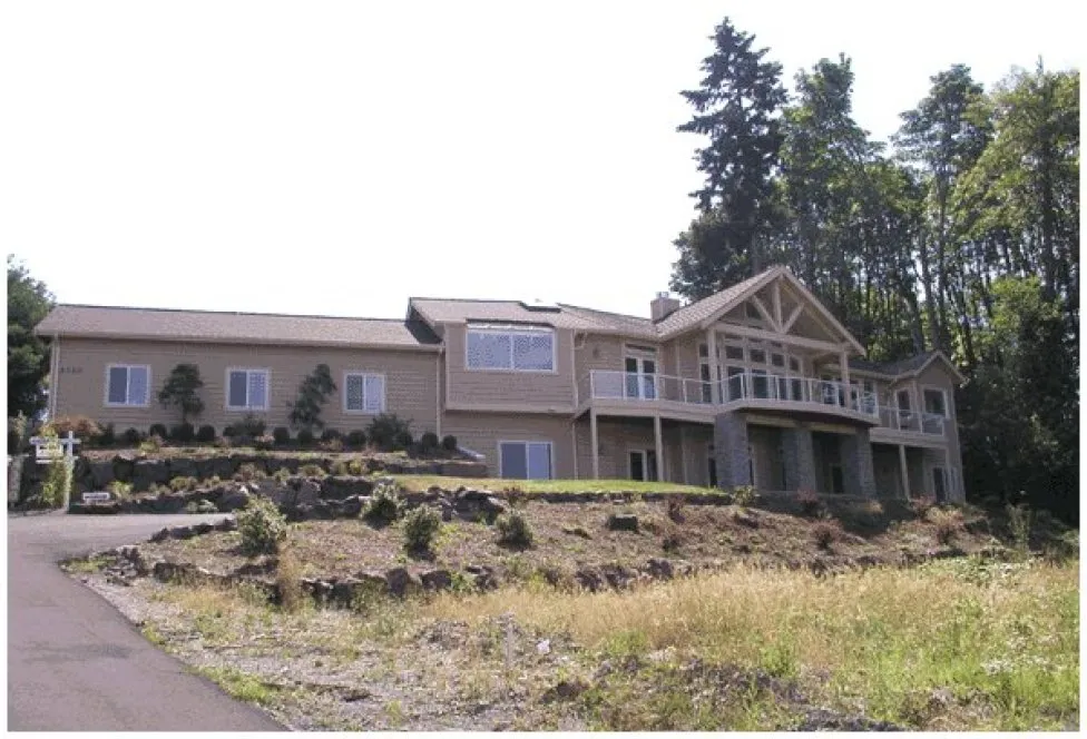 ExteriorPhoto for House Plan #335912