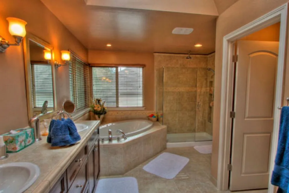 InteriorPhoto for House Plan #330823