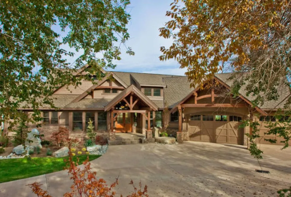 ExteriorPhoto for House Plan #330873