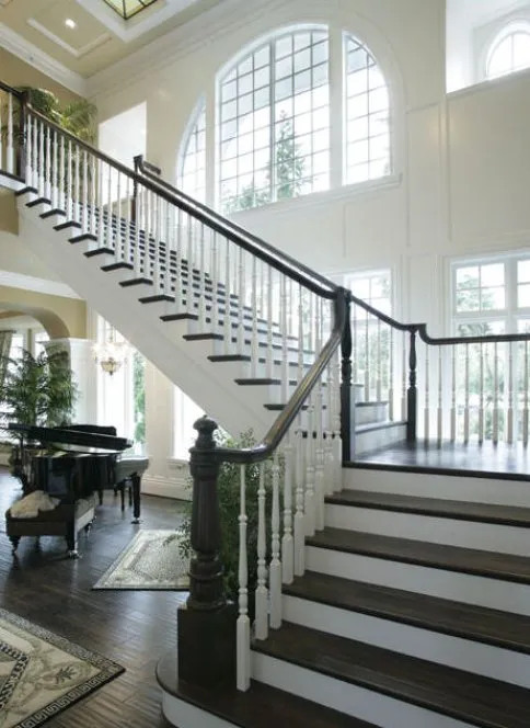 InteriorPhoto for House Plan #330597