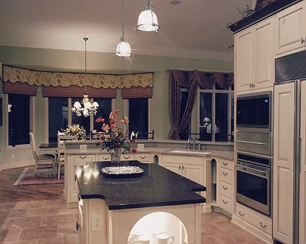 InteriorPhoto for House Plan #536630