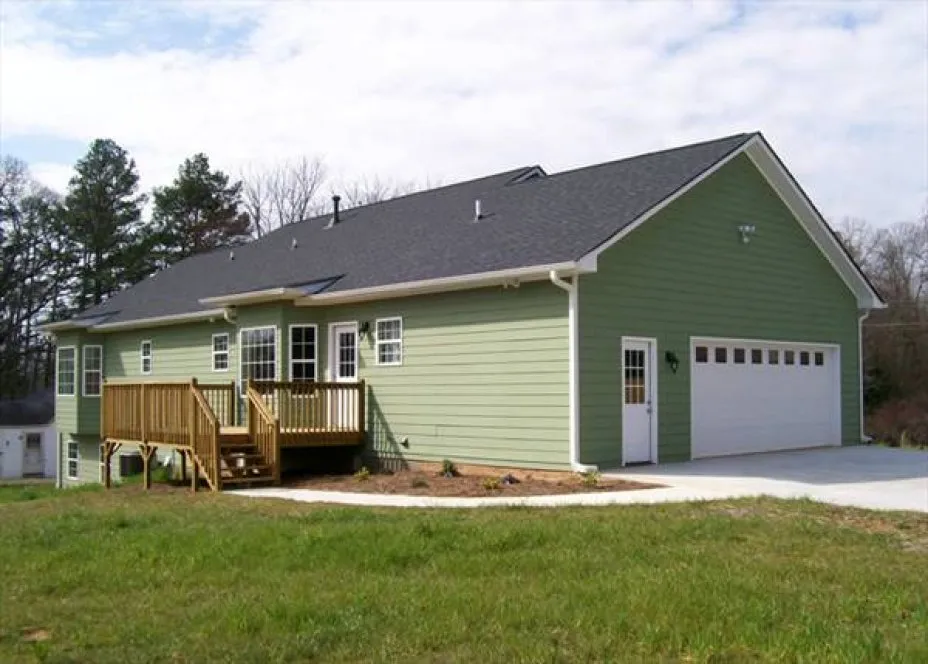 ExteriorPhoto for House Plan #122061