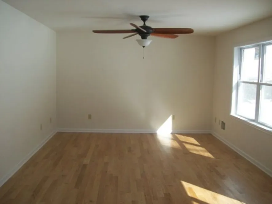 InteriorPhoto for House Plan #566001