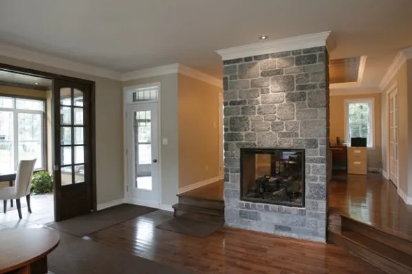 InteriorPhoto for House Plan #146183