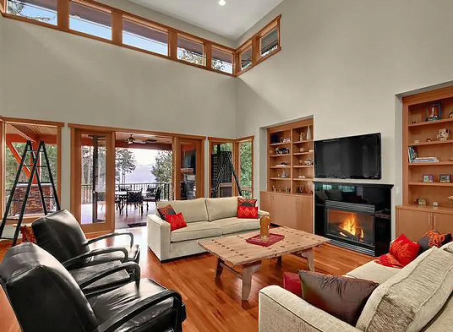 InteriorPhoto for House Plan #332014