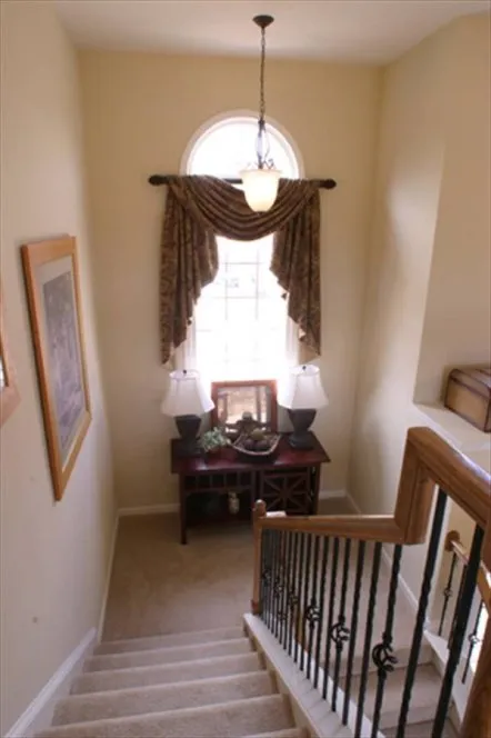 InteriorPhoto for House Plan #123072