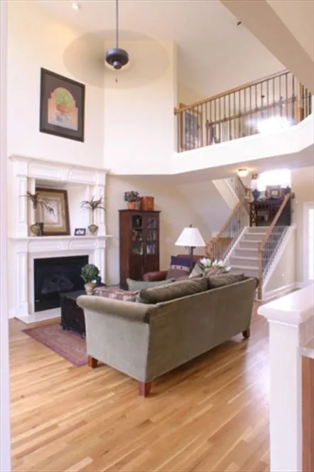 InteriorPhoto for House Plan #123072