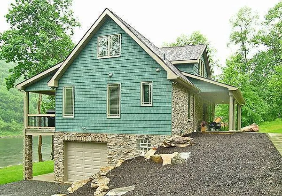 Left Elevation for House Plan #622522