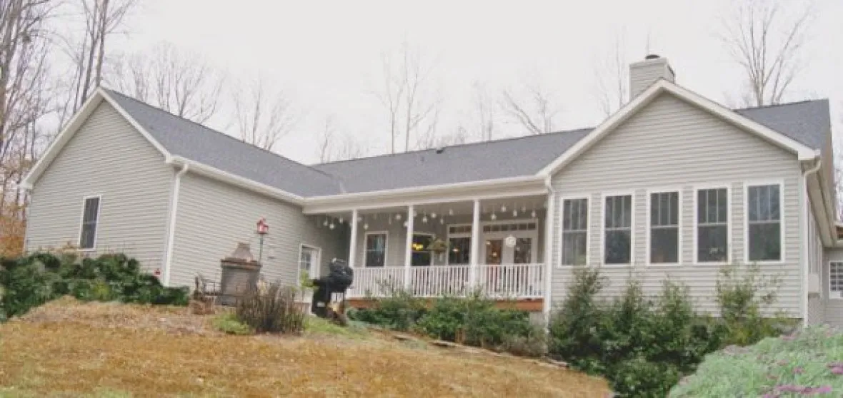 Rear Elevation for House Plan #438182