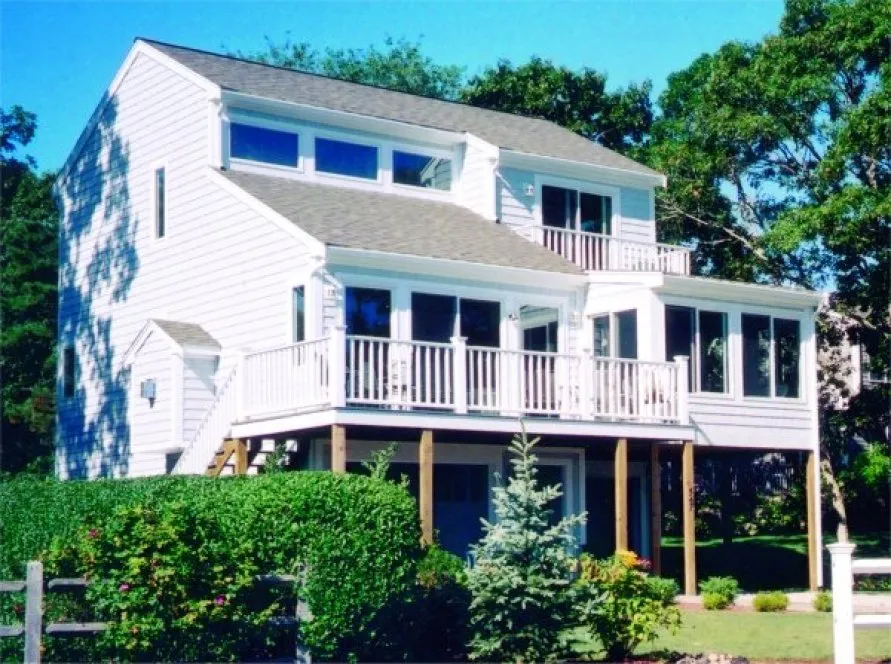 ExteriorPhoto for House Plan #189134