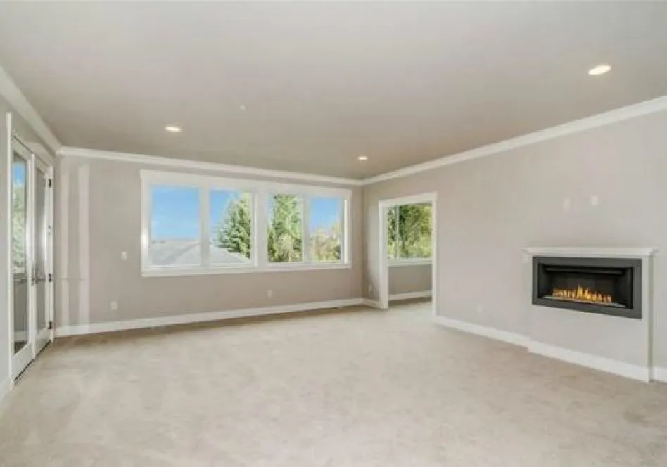 InteriorPhoto for House Plan #336005