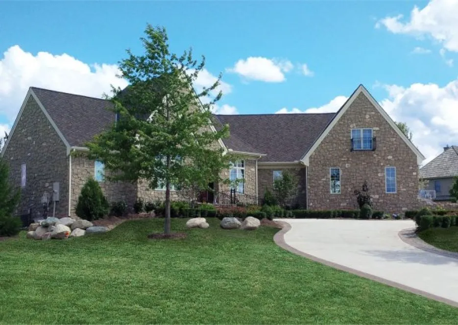 ExteriorPhoto for House Plan #152493