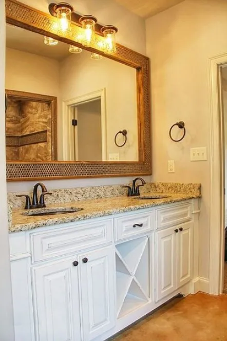 InteriorPhoto for House Plan #314803