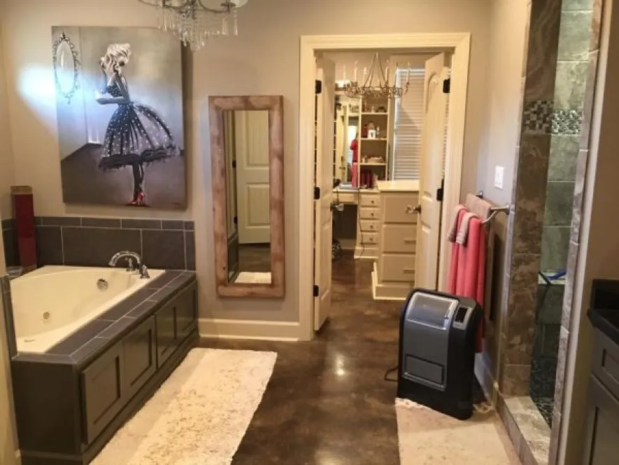 InteriorPhoto for House Plan #310632