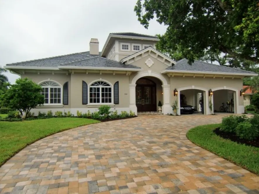 ExteriorPhoto for House Plan #912342