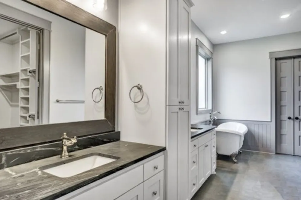 InteriorPhoto for House Plan #311662