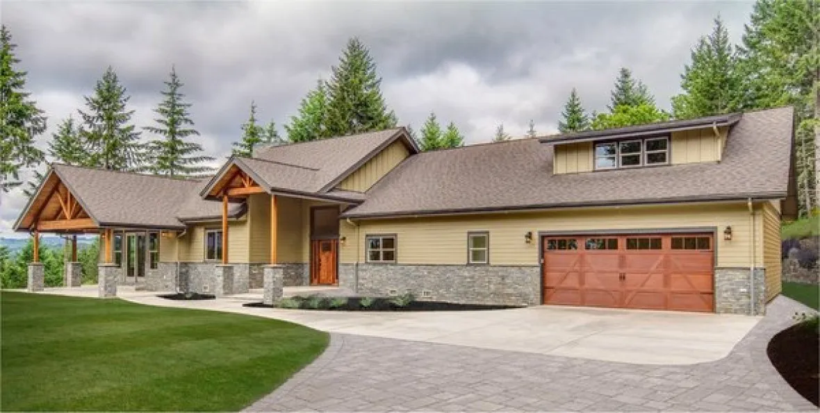 ExteriorPhoto for House Plan #348152