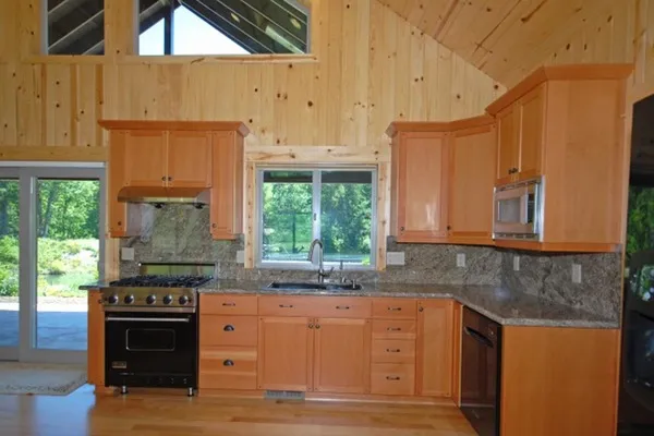 InteriorPhoto for House Plan #345412