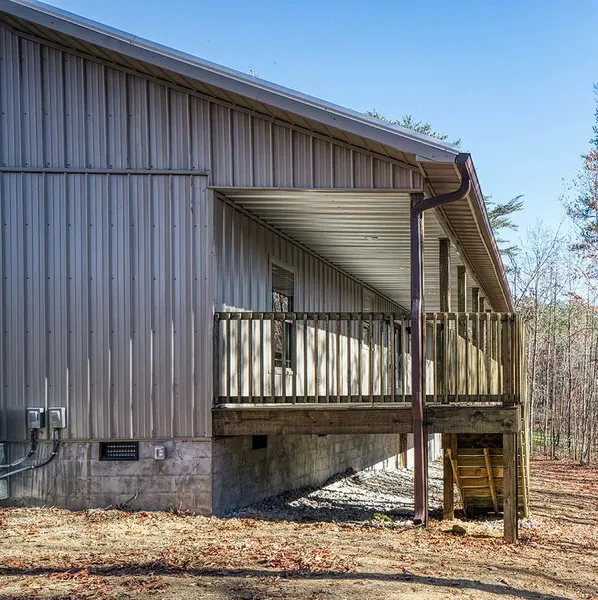 ExteriorPhoto for House Plan #431051