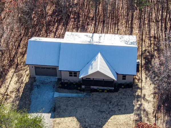 ExteriorPhoto for House Plan #431051