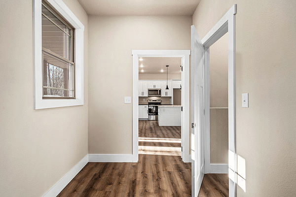 InteriorPhoto for House Plan #431051