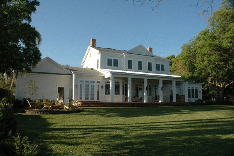 Rear Elevation for House Plan #828544