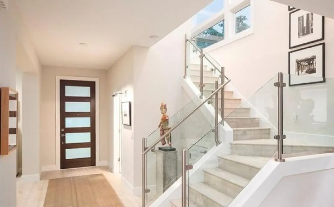 InteriorPhoto for House Plan #820123