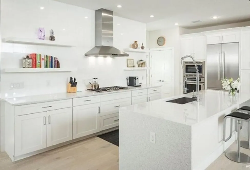 InteriorPhoto for House Plan #820123