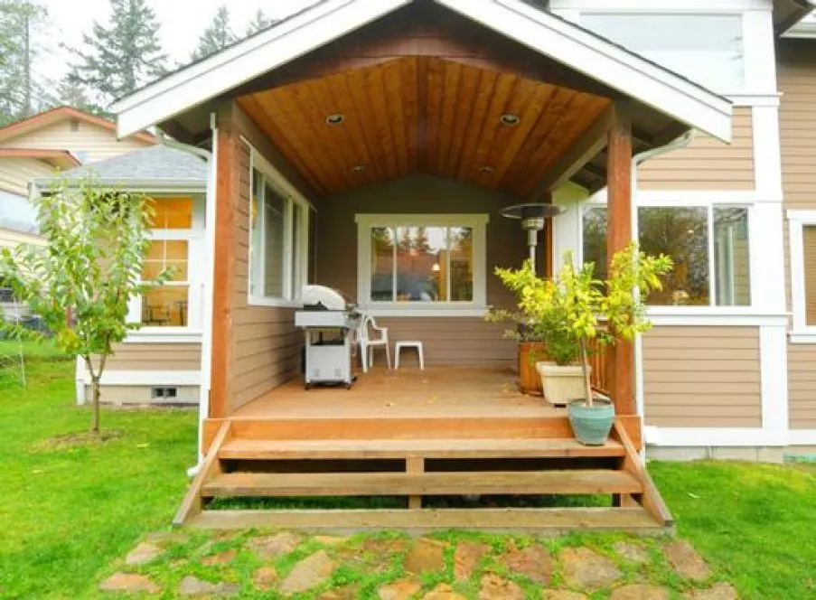 ExteriorPhoto for House Plan #330292