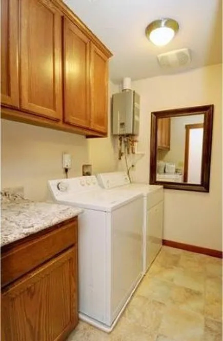 InteriorPhoto for House Plan #330292