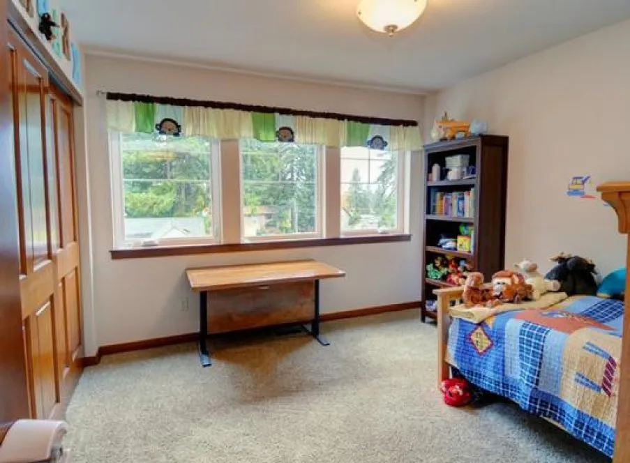 InteriorPhoto for House Plan #330292