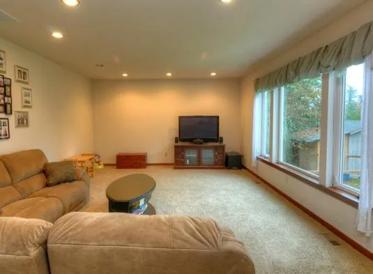 InteriorPhoto for House Plan #330292