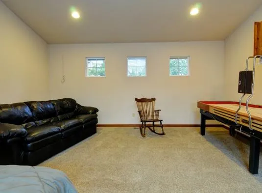 InteriorPhoto for House Plan #330292