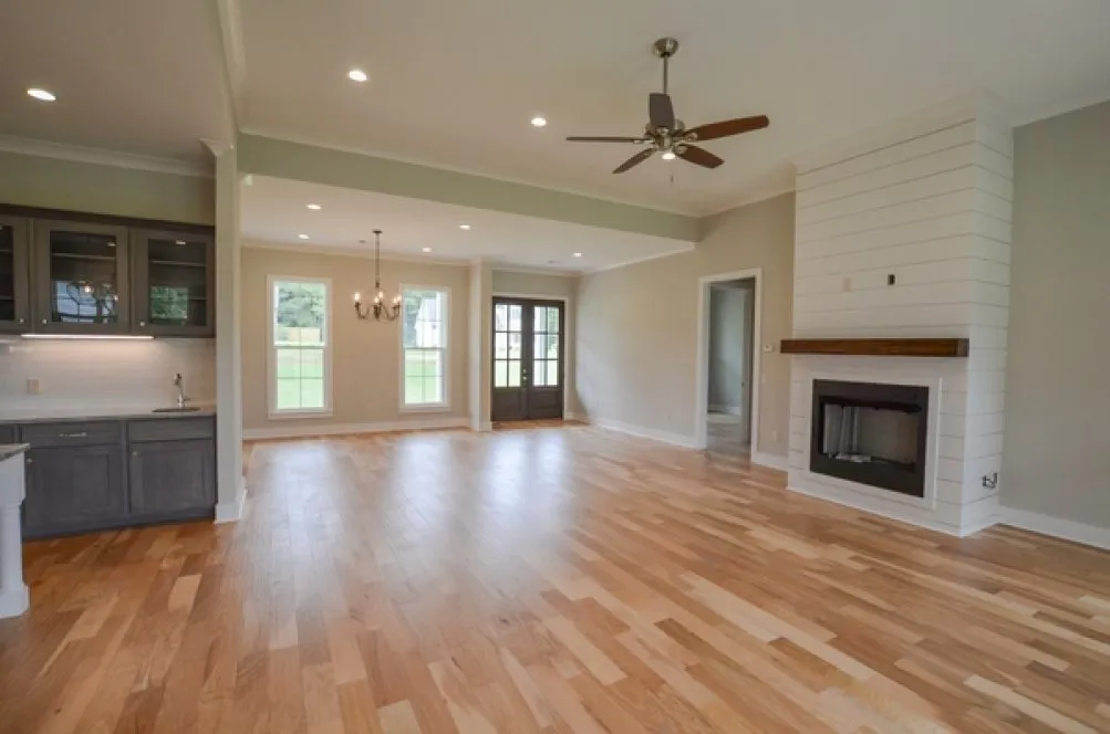 InteriorPhoto for House Plan #302822