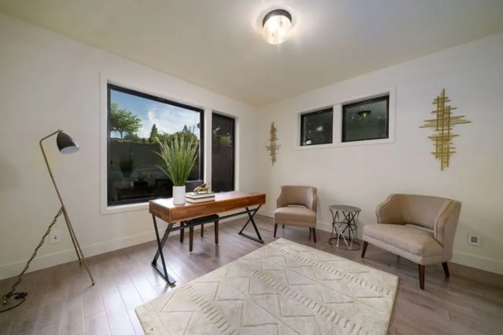 InteriorPhoto for House Plan #348292