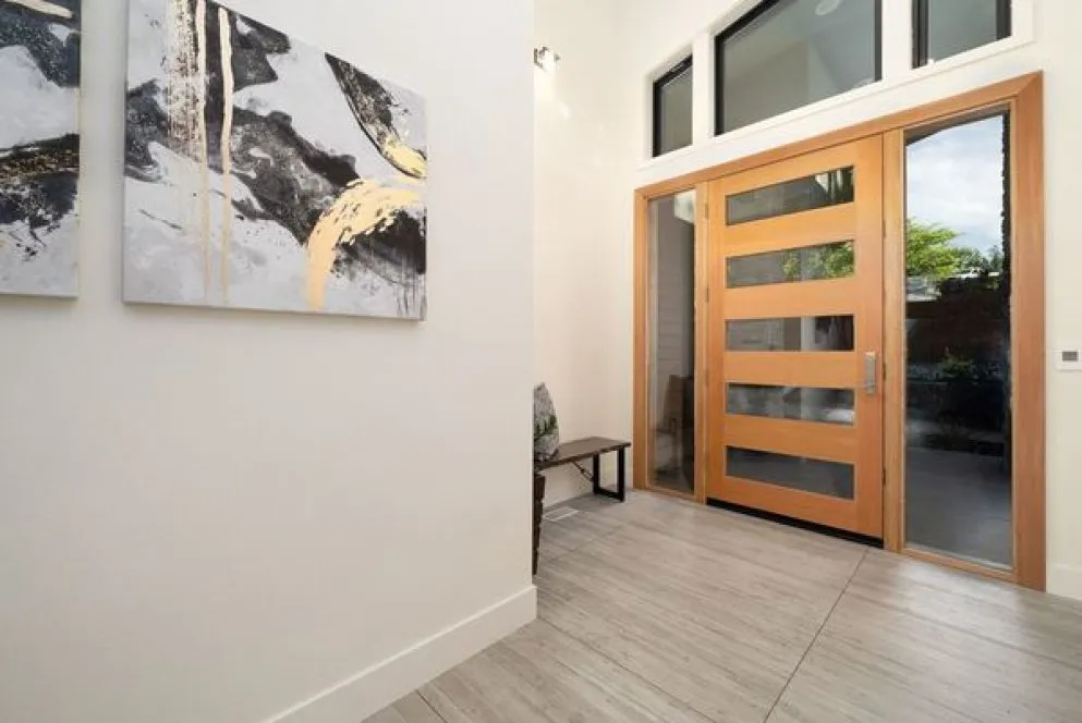 InteriorPhoto for House Plan #348292